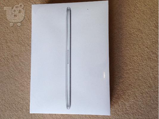 PoulaTo: Apple 13,3 